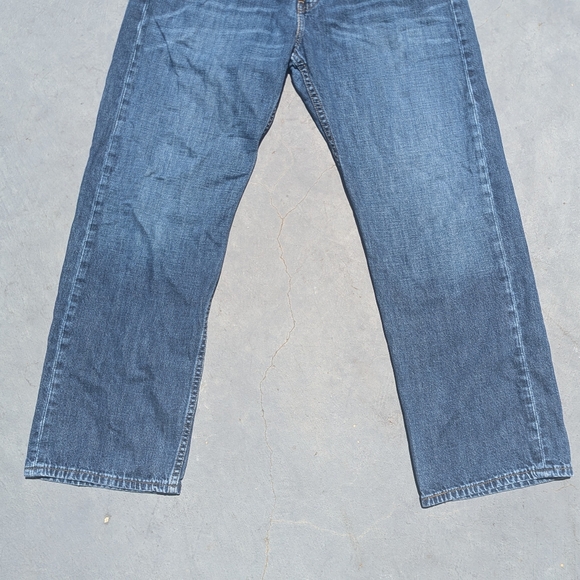 REGULAR FIT PERFORMANCE COOL MEN'S JEANS - Picture 5 of 6